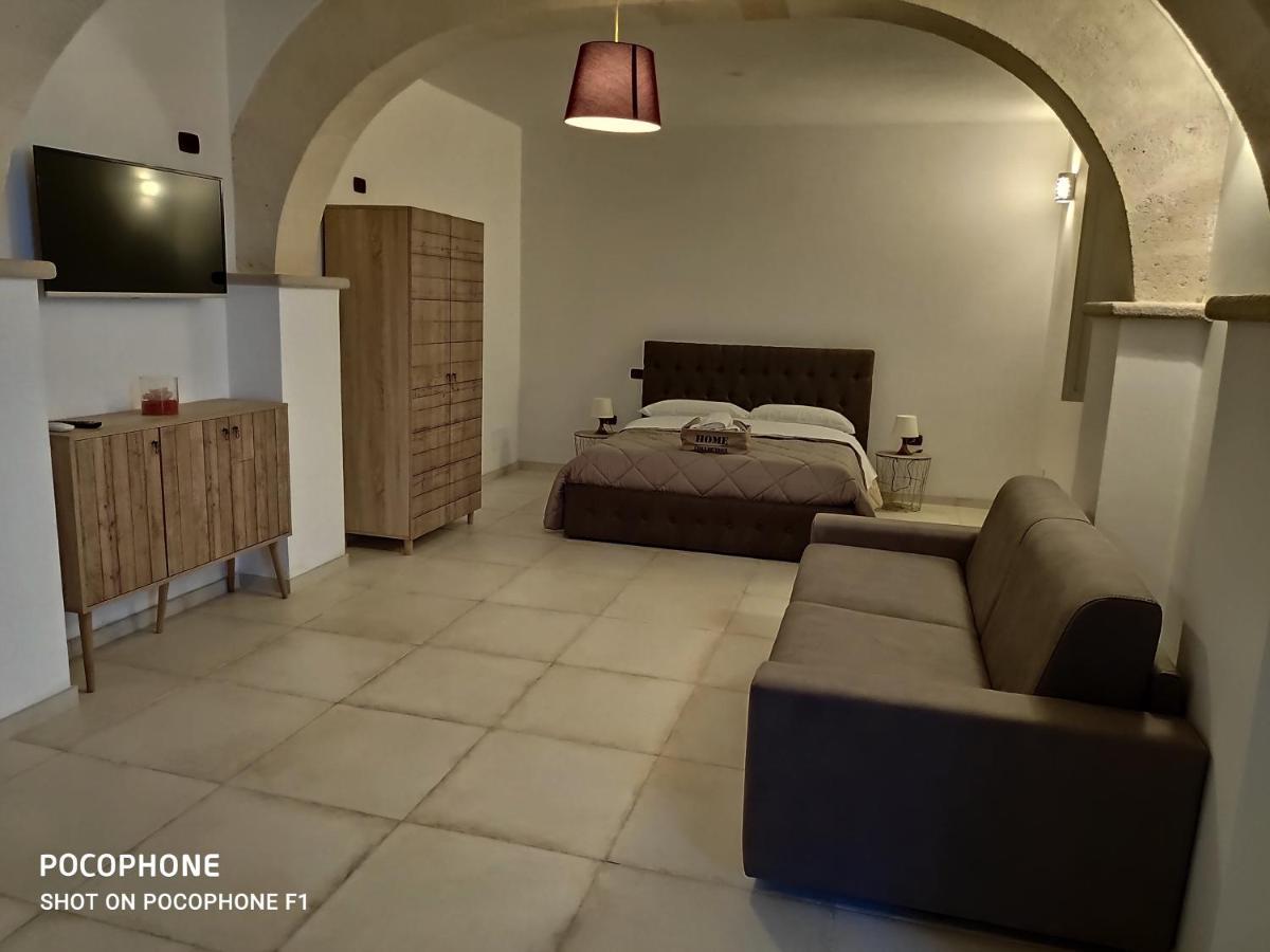 Appartamento Suite Santa Teresa Taranto Exterior photo